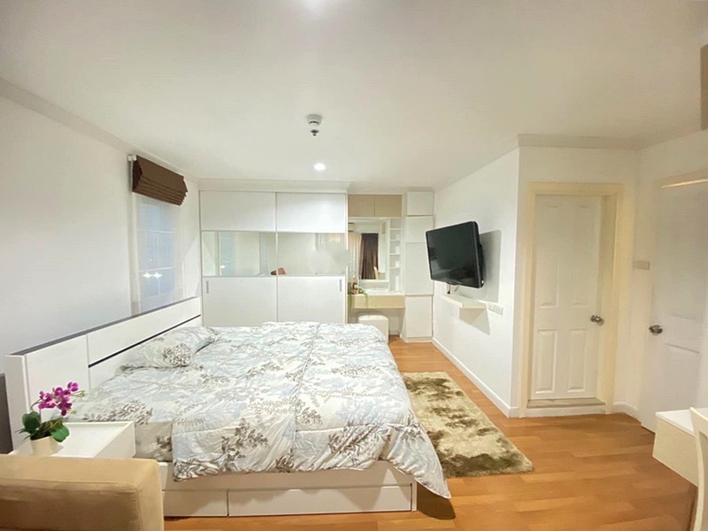 ขายคอนโด ลุมพินี เพลส พระราม 9 พื้นที่ 72 ตร.ม. 2 ห้องนอน ขาย 6.2 ล้านบาท