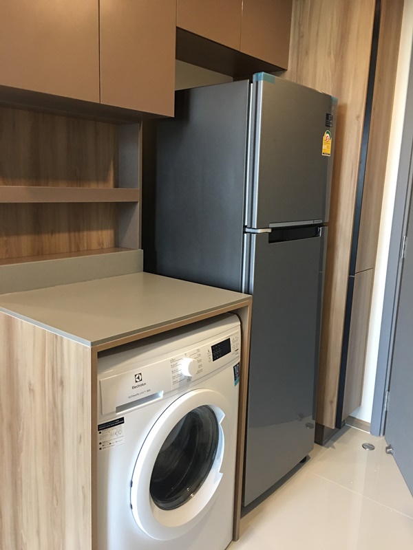 ให้เช่าคอนโด ทากะ เฮาส์ เอกมัย 12 พื้นที่ 30 ตร.ม. 1 ห้องนอน เช่า 17,000 บ/ด