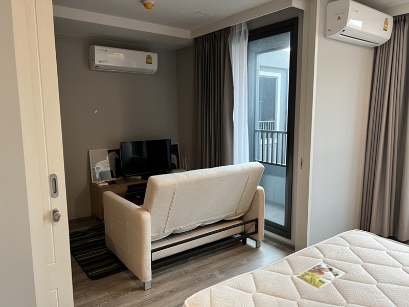 ให้เช่าคอนโด มาเอสโตร 19 รัชดา19-วิภา พื้นที่ 35 ตร.ม. 1 ห้องนอน เช่า 13,500 บ/ด