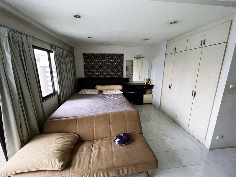 ขายคอนโด สราญใจ แมนชั่น พื้นที่ 35 ตร.ม. สตูดิโอ ขาย 2.75 ล้านบาท