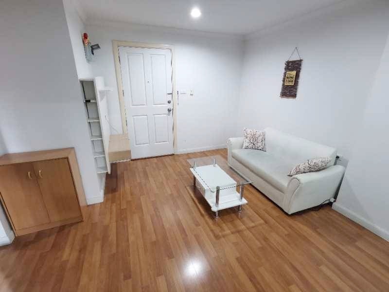 ให้เช่าคอนโด ลุมพินี เพลส พระราม 9 พื้นที่ 34 ตร.ม. 1 ห้องนอน เช่า 10,000 บ/ด