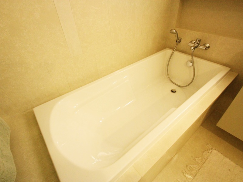 ให้เช่าคอนโด ควอทโทร บาย แสนสิริ พื้นที่ 81 ตร.ม. 2 ห้องนอน ให้เช่า 65,000 บ/ด