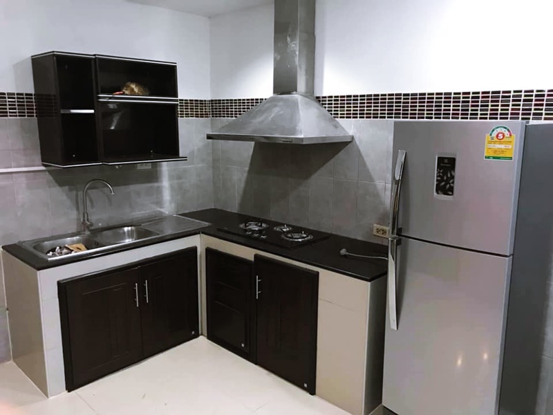 ให้เช่าทาวน์เฮ้าส์ 3 ชั้น ย่านลาดพร้าว พื้นที่ 180 ตรม. 3 ห้องนอน เช่า 26,000 บ/ด