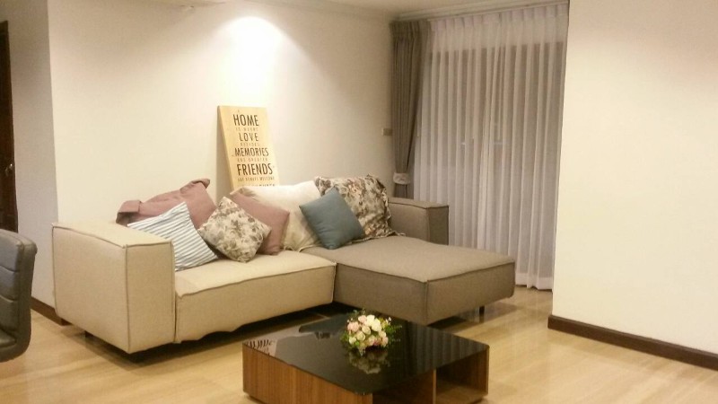 ขาย/ให้เช่า คอนโด ริชมอนด์ พาเลส 150 ตร.ม. 3 ห้องนอน เช่า 60,000 บ/ด ขาย 16.5 ล.