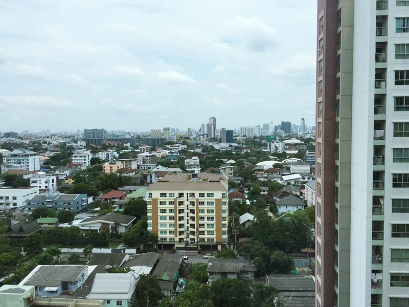 ให้เช่าคอนโด ลุมพินี เพลส รัชโยธิน พื้นที่ 28 ตร.ม. 1 ห้องนอน ให้เช่า 9,500 บ/ด