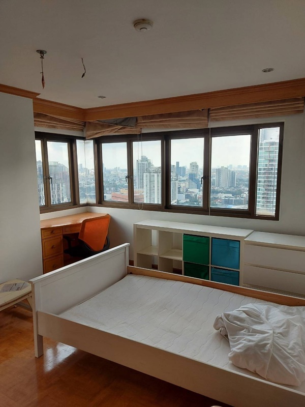 ให้เช่าคอนโด ท็อป วิว ทาวเวอร์ พื้นที่ 143 ตร.ม. 3 ห้องนอน เช่า 48,000 บ/ด