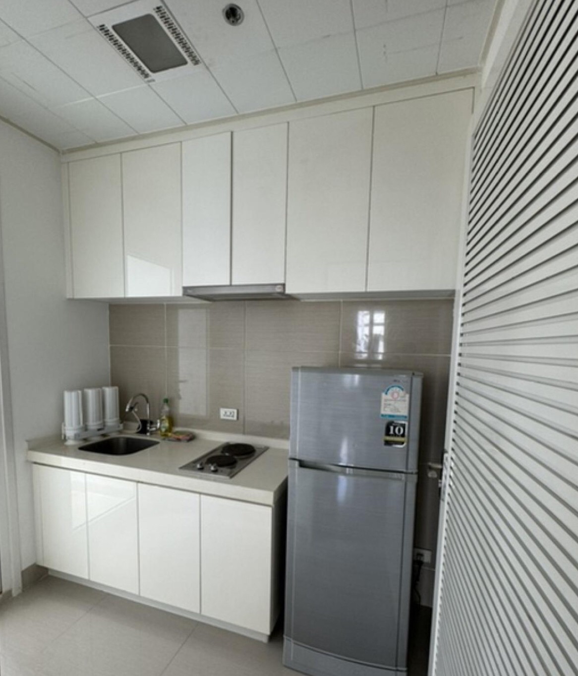 ให้เช่าคอนโด ทีซี กรีน พระราม 9 พื้นที่ 55 ตร.ม. 2 ห้องนอน เช่า 22,000 บ/ด