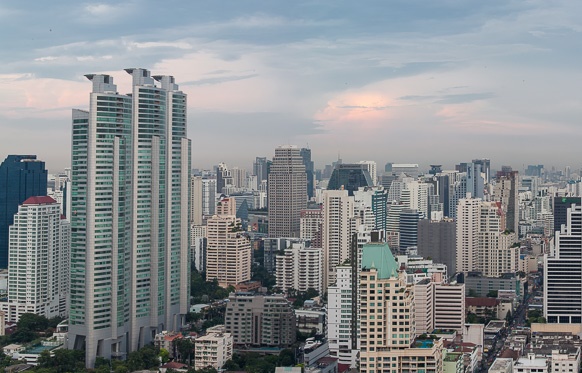 ให้เช่า ย่านสุขุมวิท ขนาด 410 ตรม. เช่า 850-1,400 บ/ตรม.