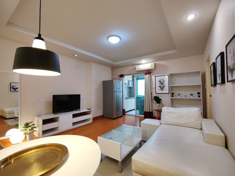 ให้เช่า แฮปปี้ คอนโด รัชดา 18 พื้นที่ 40 ตร.ม. 1 ห้องนอน เช่า 13,000 บ/ด