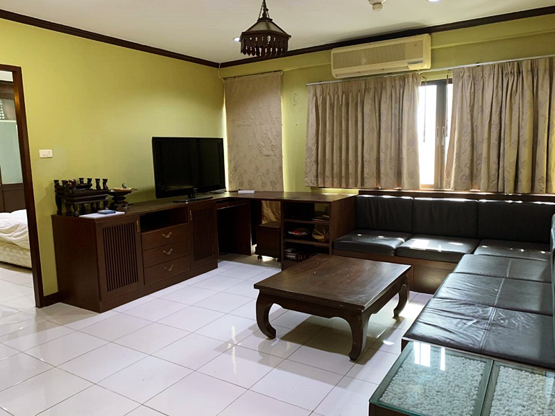 ขายคอนโด สราญใจ แมนชั่น พื้นที่ 78 ตร.ม. 2 ห้องนอน ขาย 5.7 ล้านบาท