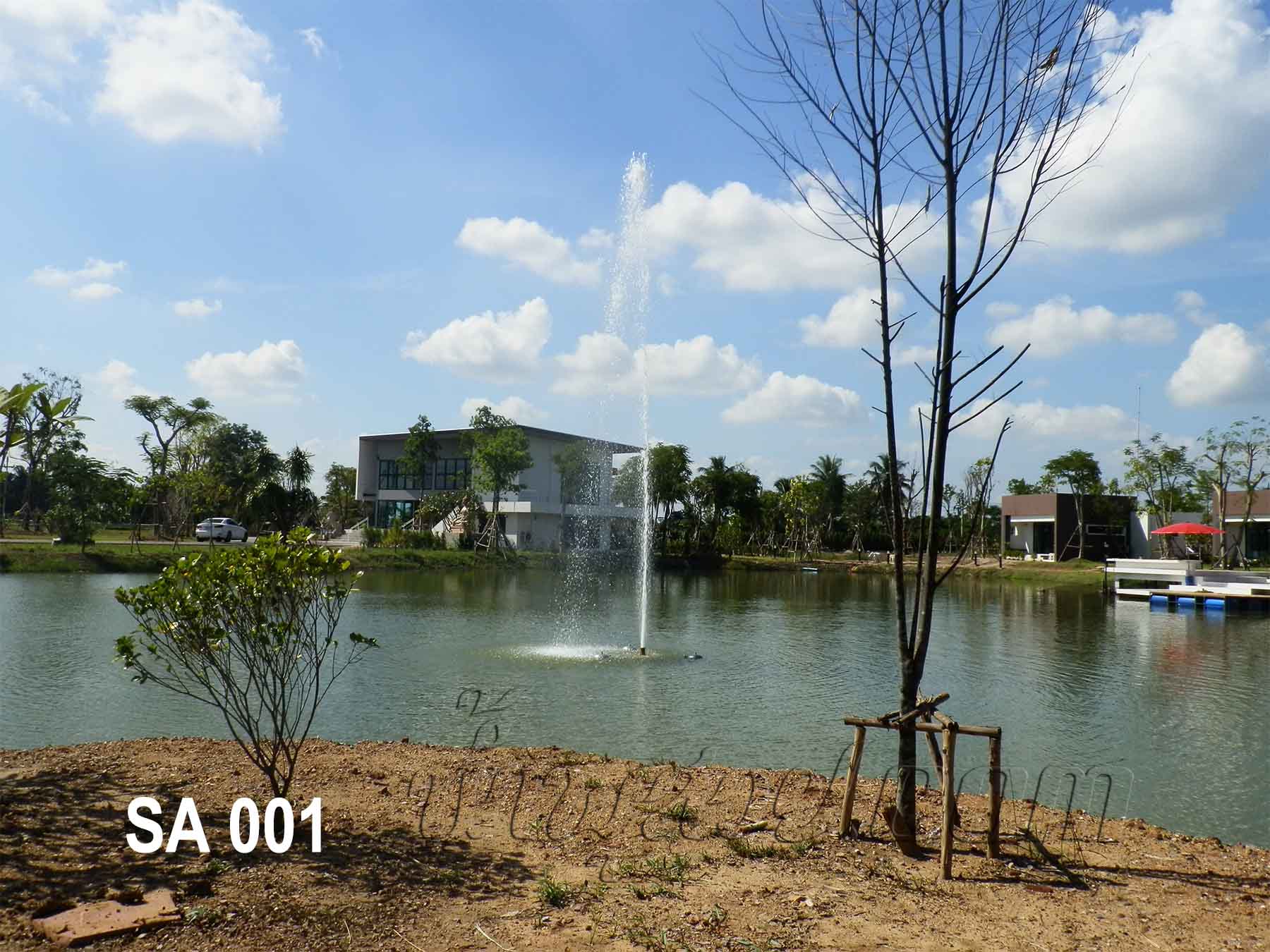 ชุดน้ำพุทุ่นลอยราคาประหยัด ที่บริษัท สปิริต อะโกร จำกัด