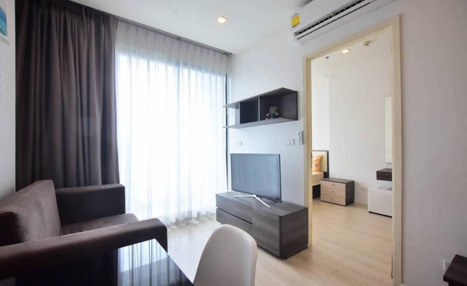 ให้เช่าคอนโด ควินน์ รัชดา 17 พื้นที่ 35 ตรม. 1 ห้องนอน ราคาเช่า 19,000 บาท/เดือน