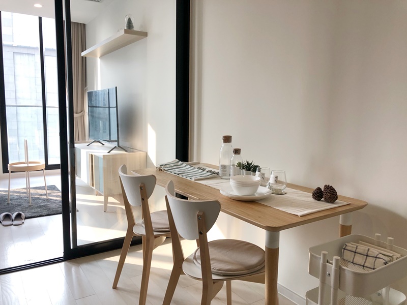 ให้เช่าคอนโด โนเบิล เพลินจิต พื้นที่ 45 ตร.ม. 1 ห้องนอน เช่า 44,500 บ/ด