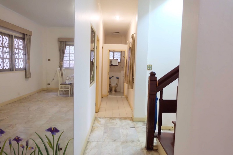 ให้เช่าบ้านเดี่ยว 2 ชั้น รามคำแหง 76 พื้นที่ 75 ตรว. 4 ห้องนอน เช่า 25,000 บ/ด