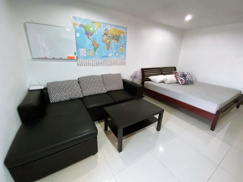 ขายคอนโด รีเจ้นท์โฮม 4 สุขุมวิท 85 พื้นที่ 30 ตรม. ห้องสตูดิโอ ขาย 1.65 ล้านบาท