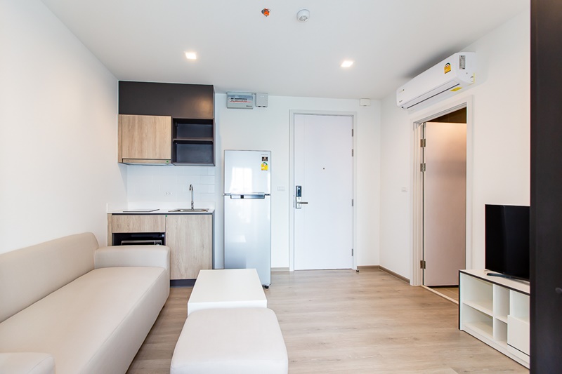 ให้เช่าคอนโด เดอะเบส เพชรเกษม พื้นที่ 31.75 ตร.ม. 1 ห้องนอน เช่า 12,000 บ/ด