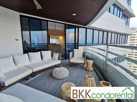 ขายคอนโด รอยัล ริเวอร์ เพลส พื้นที่ 300 ตร.ม. 4 ห้องนอน ขาย 35 ล้านบาท