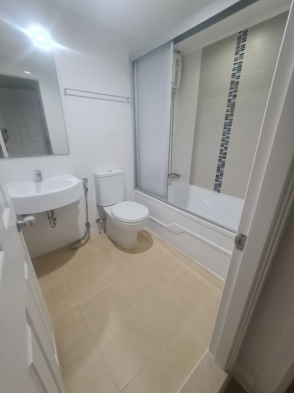 ให้เช่าคอนโด ลุมพินี เพลส พระราม 9 พื้นที่ 70 ตร.ม. 2 ห้องนอน เช่า 22,000 บ/ด