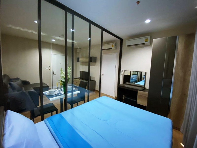 ให้เช่าคอนโด เดอะ ทรี ริโอ้ บางอ้อ พื้นที่ 30 ตร.ม. 1 ห้องนอน เช่า 11,000 บ/ด