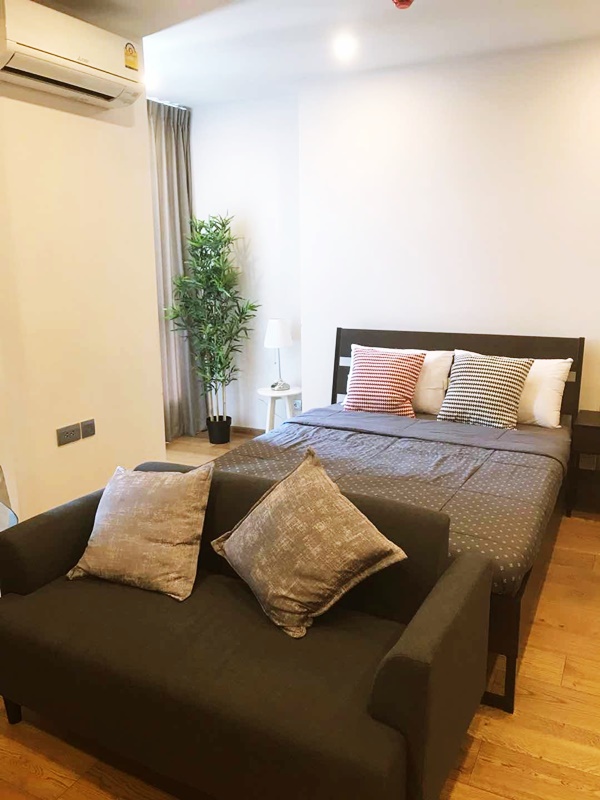 ให้เช่าคอนโด คิว ชิดลม-เพชรบุรี พื้นที่ 47.19 ตร.ม. 1 ห้องนอน เช่า 27,000 บ/ด