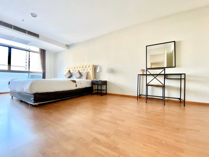 ให้เช่าคอนโด เดอะ แคปิตอล สุขุมวิท 30/1 พื้นที่ 92 ตร.ม. 2 ห้องนอน เช่า 27,000 บ/ด