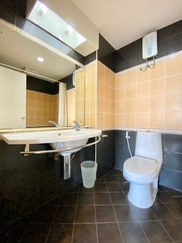 ให้เช่าคอนโด เดอะ แคปิตอล สุขุมวิท 30/1 พื้นที่ 92 ตร.ม. 2 ห้องนอน เช่า 37,000 บ/ด