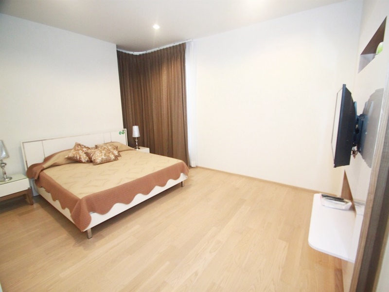 ให้เช่าคอนโด เอช คิว ทองหล่อ พื้นที่ 100 ตรม. 2 ห้องนอน เช่า 80,000 บาท/เดือน