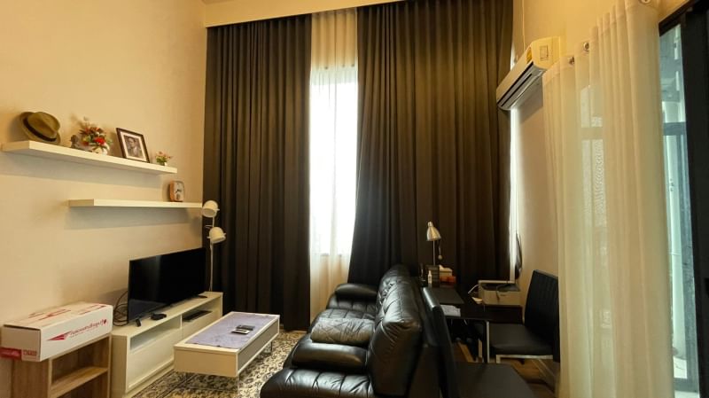 ให้เช่าคอนโด บลอสซั่ม คอนโด แอท แฟชั่น อัลติจูด 42 ตร. ม. 1 ห้องนอน เช่า 12,000 บ/ด