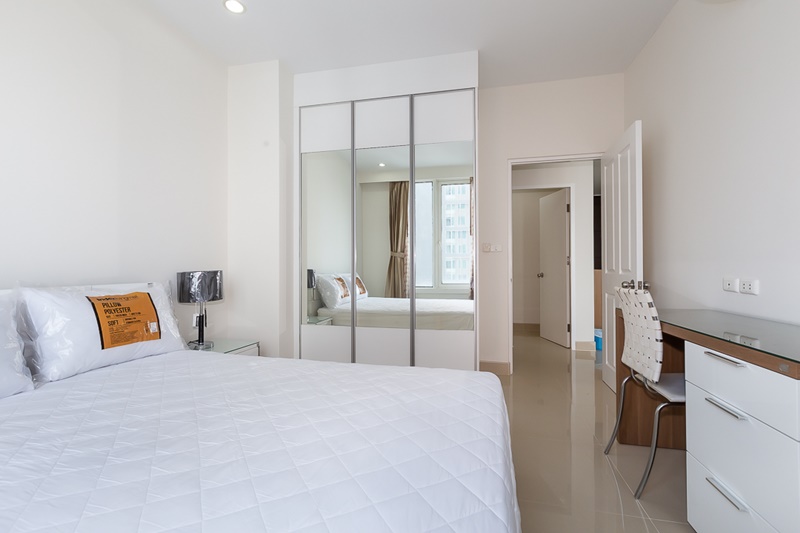 ให้เช่าคอนโด สิริ เรสซิเด้นซ์ พื้นที่ 140 ตร.ม. 3 ห้องนอน. เช่า 100,000 บ/ด