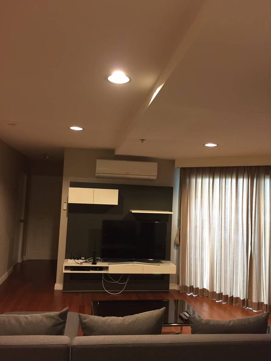 Bell Grand Rama 9 for rent , 2bed 2 bath 98 sqm, 1X floor, pool view , A1 building