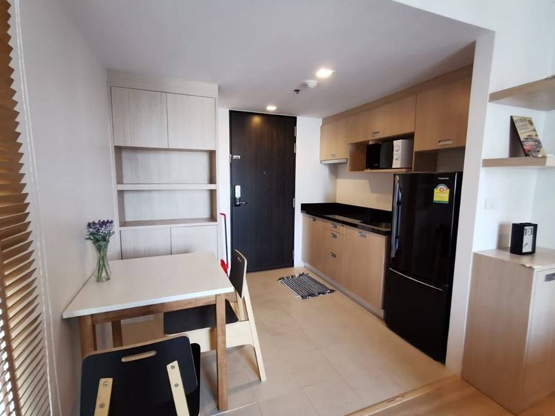 ให้เช่าคอนโด เฮ้าส์ 23 รัชดา-ลาดพร้าว 35 ตร. ม. 1 ห้องนอน เช่า 12,000 บ/ด