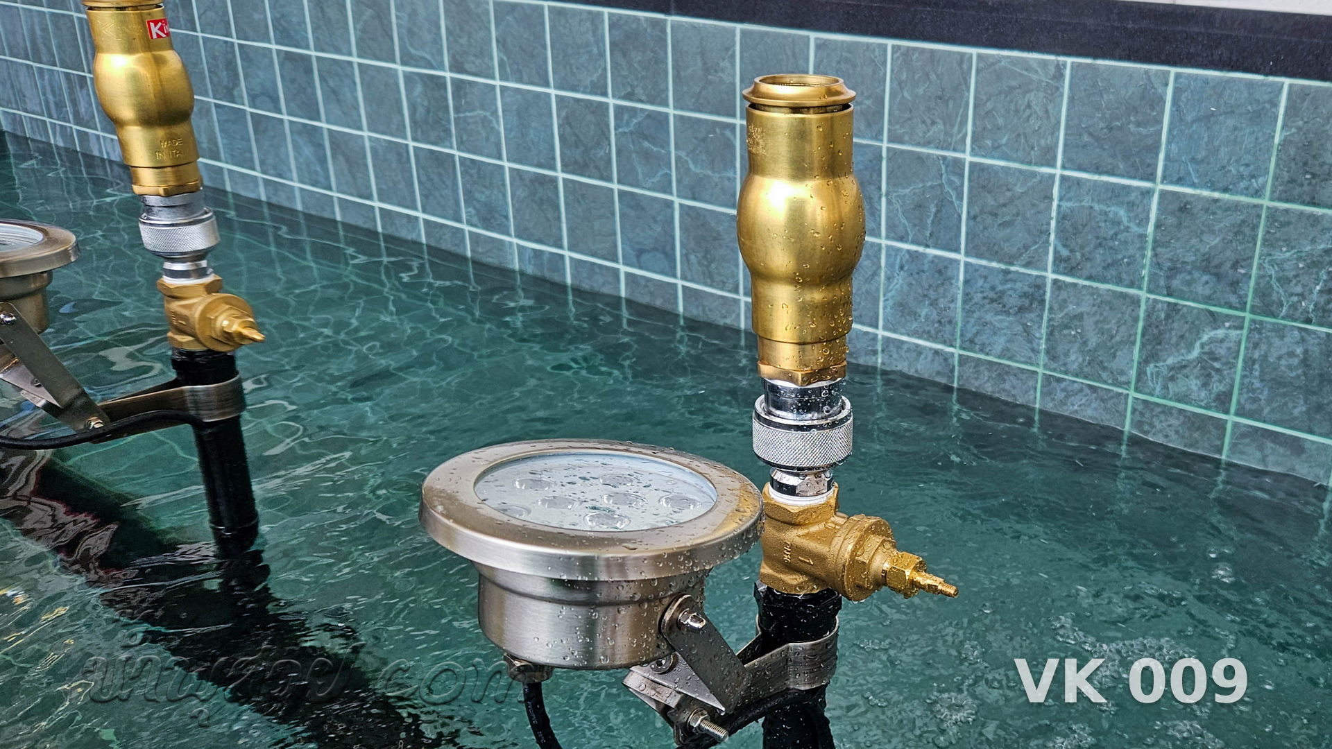 น้ำพุฟองเบียร์ วงษ์สยามก่อสร้าง จ.ระยอง