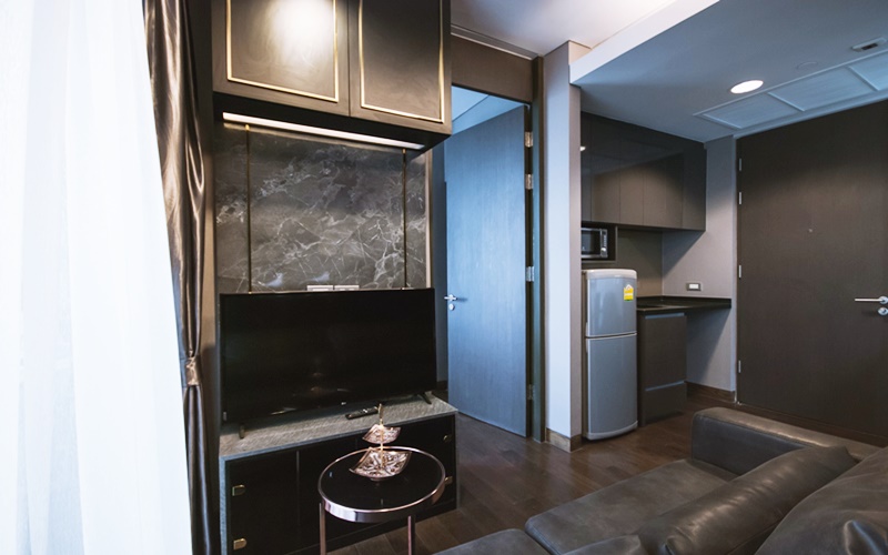 ให้เช่าคอนโด เดอะ ลุมพินี 24 พื้นที่ 30 ตร.ม. 1 ห้องนอน เช่า 16,000 บ/ด