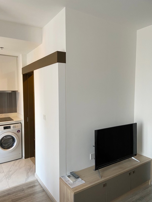 ขาย / เช่า คอนโด ไอดีโอ โมบิ อโศก พื้นที่ 25 ตร.ม. สตูดิโอ ขาย 5.3 ล้านบาท เช่า 16,000 บาท