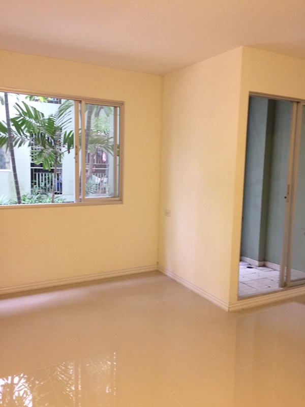 ขายลุมพินี คอนโดทาวน์ รามอินทรา-หลักสี่ พื้นที่ 25.5 ตร.ม. (ห้องเปล่า) ขาย 1.18 ล้านบาท