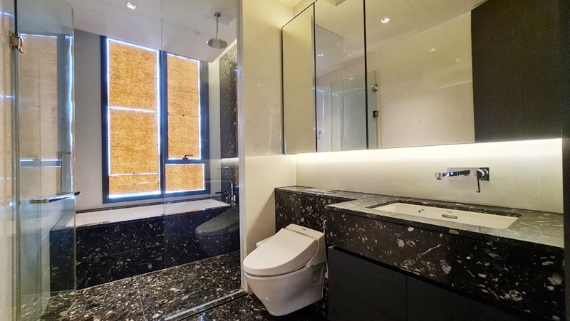 ขายคอนโด บีทนิค สุขุมวิท 32 พื้นที่ 80.26 ตรม. 2 ห้องนอน ขาย 25 ล้านบาท