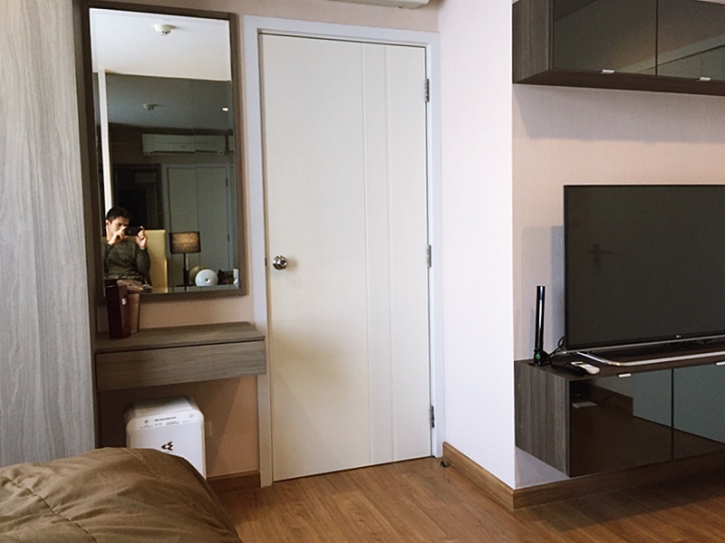 ขายคอนโด เดอะ ทรี อินเตอร์เชนจ์ พื้นที่ 23 ตร.ม. ห้องสตูดิโอ ขาย 2.3 ล้านบาท