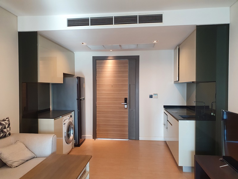 ให้เช่าคอนโด เดอะ รูม เจริญกรุง 30 พื้นที่ 45 ตร.ม. 1 ห้องนอน เช่า 21,000 บ/ด