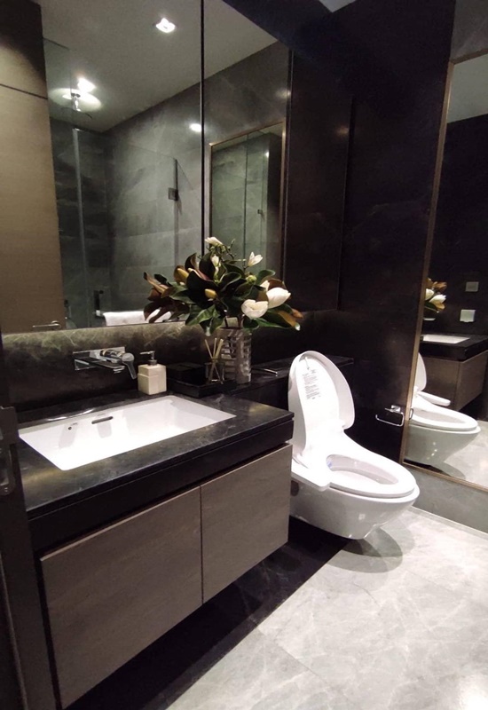 ให้เช่าคอนโด ทเวนตี้เอท ชิดลม 35 ตร.ม. 1 ห้องนอน เช่า 36,900 บ/ด