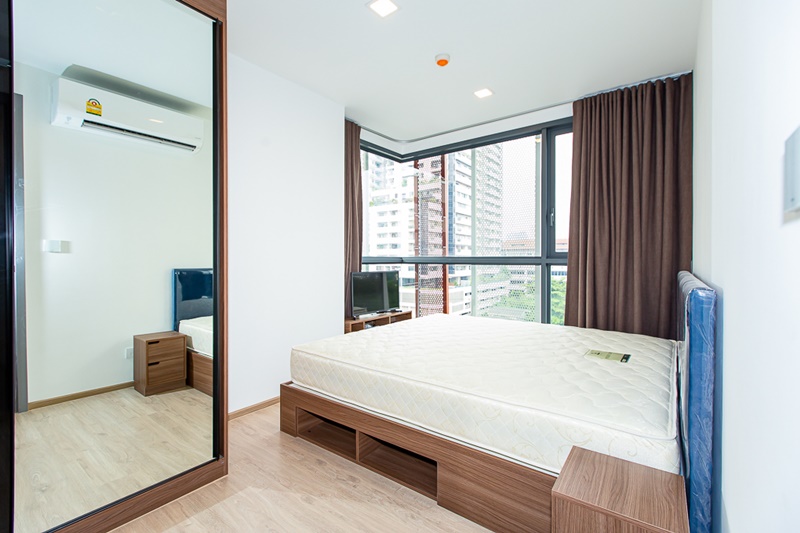 ให้เช่าคอนโด ทากะ เฮาส์ เอกมัย 12 พื้นที่ 52.68 ตร.ม. 2 ห้องนอน เช่า 35,000 บ/ด