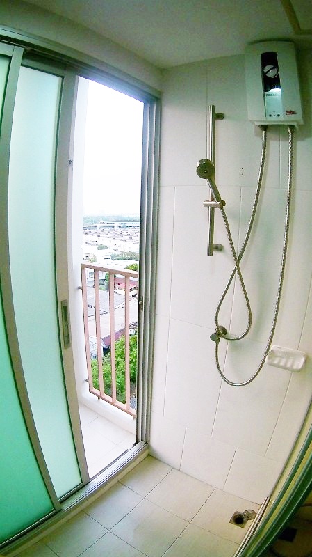 ขาย/ให้เช่าคอนโด ยู ดีไลท์ แอท จตุจักร สเตชั่น พื้นที่ 69 ตร.ม. 2 ห้องนอน เช่า 25,000 บ/ด. ขาย 5.8 ล.