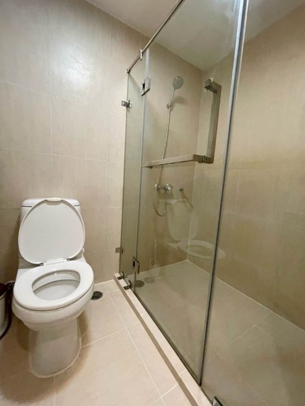 ให้เช่าคอนโด เดอะ โคลเวอร์ ทองหล่อ พื้นที่ 36 ตร.ม. 1 ห้องนอน เช่า 15,000 บ/ด