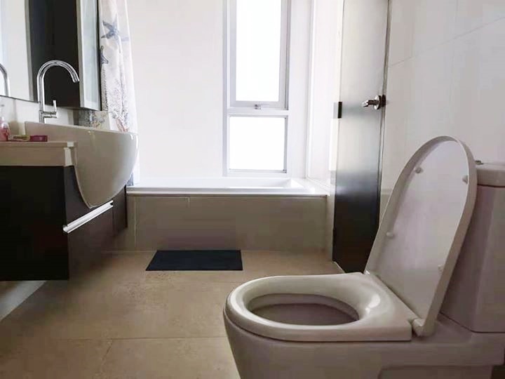 ให้เช่า สกายวอล์ค คอนโดมิเนียม พื้นที่ 60 ตร.ม. 2 ห้องนอน ให้เช่า 40,000 บ/ด