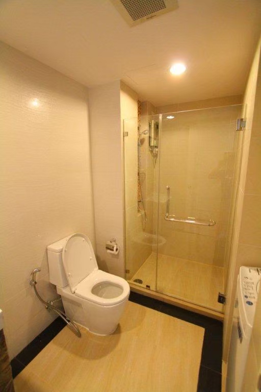 ให้เช่าคอนโด ซิลค์ สนามเป้า 40 ตร.ม. 1 ห้องนอน เช่า 17,000 บาท/เดือน