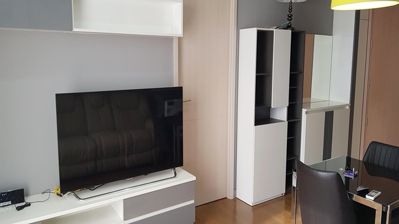 ให้เช่าคอนโด เอ็ม พญาไท พื้นที่ 49 ตร.ม. 1 ห้องนอน เช่า 35,000 บ/ด