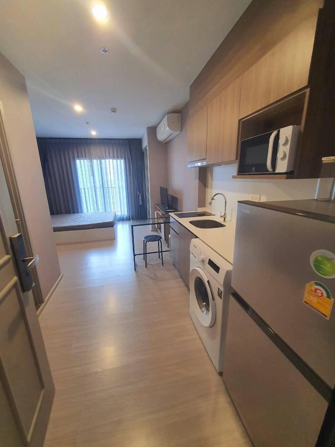 ให้เช่า เดอะ พาร์คแลนด์ เพชรเกษม 56 พื้นที่ 25 ตร.ม สตูดิโอ ราคา 10,500 บาท/เดือน