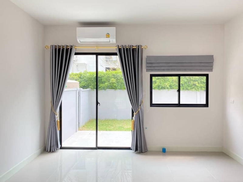 ให้เช่าทาวน์โฮม 3ชั้น ย่านรามอินทรา พื้นที่ 30 ตรว. เช่า 20,000 บ/ด