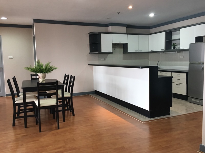 ให้เช่าคอนโด เดอะ วอเตอร์ฟอร์ด ไดมอนด์ 121 ตรม. 3 ห้องนอน เช่า 44,800 บ/ด