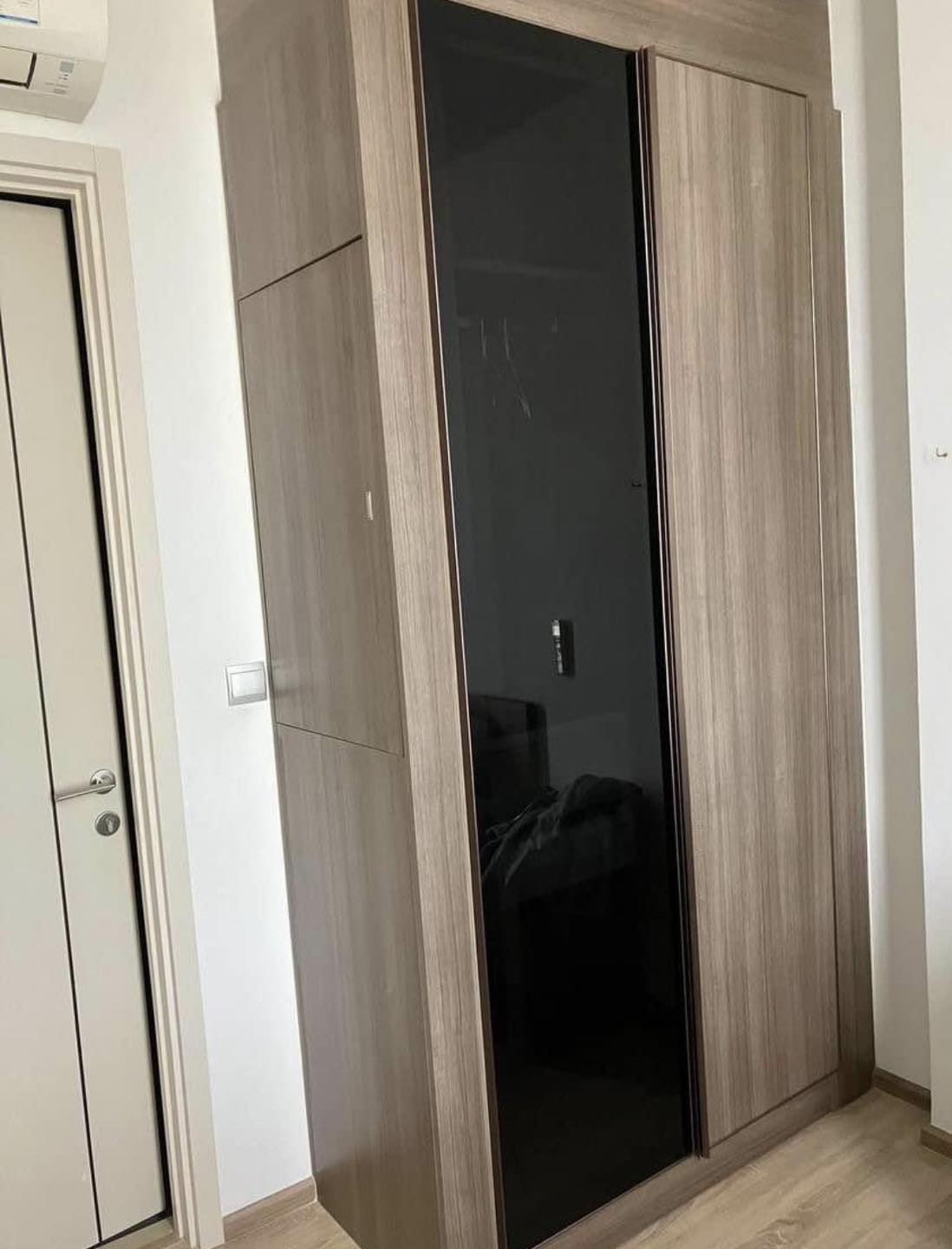 ให้เช่าคอนโด เดอะ ไลน์ พหล ประดิพัทธ์ พื้นที่ 27 ตร.ม 1 ห้องนอน ราคา 15,000 บาท/เดือน