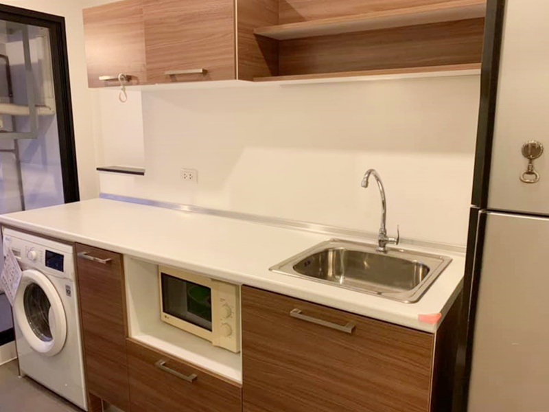 ให้เช่าคอนโด เดอะ ทรี อินเตอร์เชนจ์ พื้นที่ 36 ตร.ม. 1 ห้องนอน เช่า 12,000 บ/ด